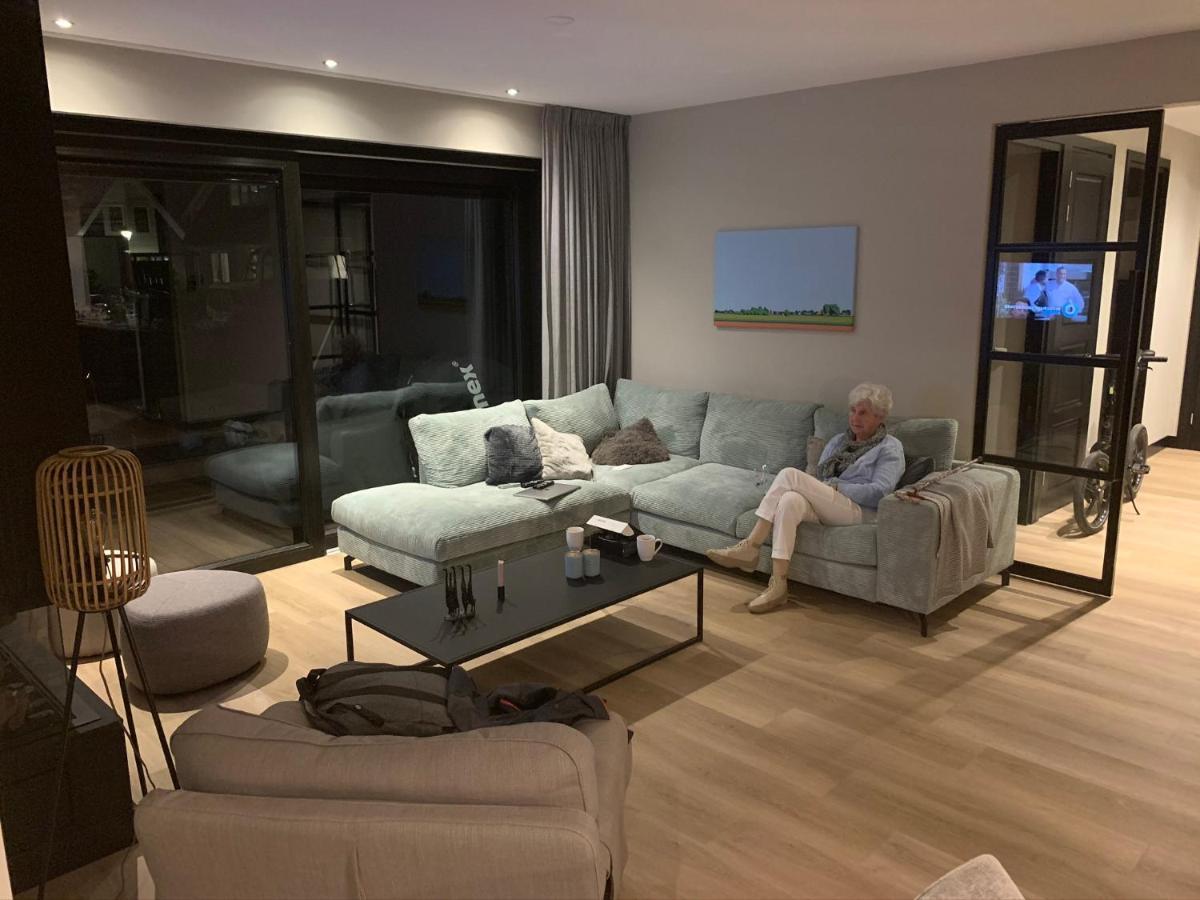 New High End Waterfront Family Villa Ставорен Екстериор снимка